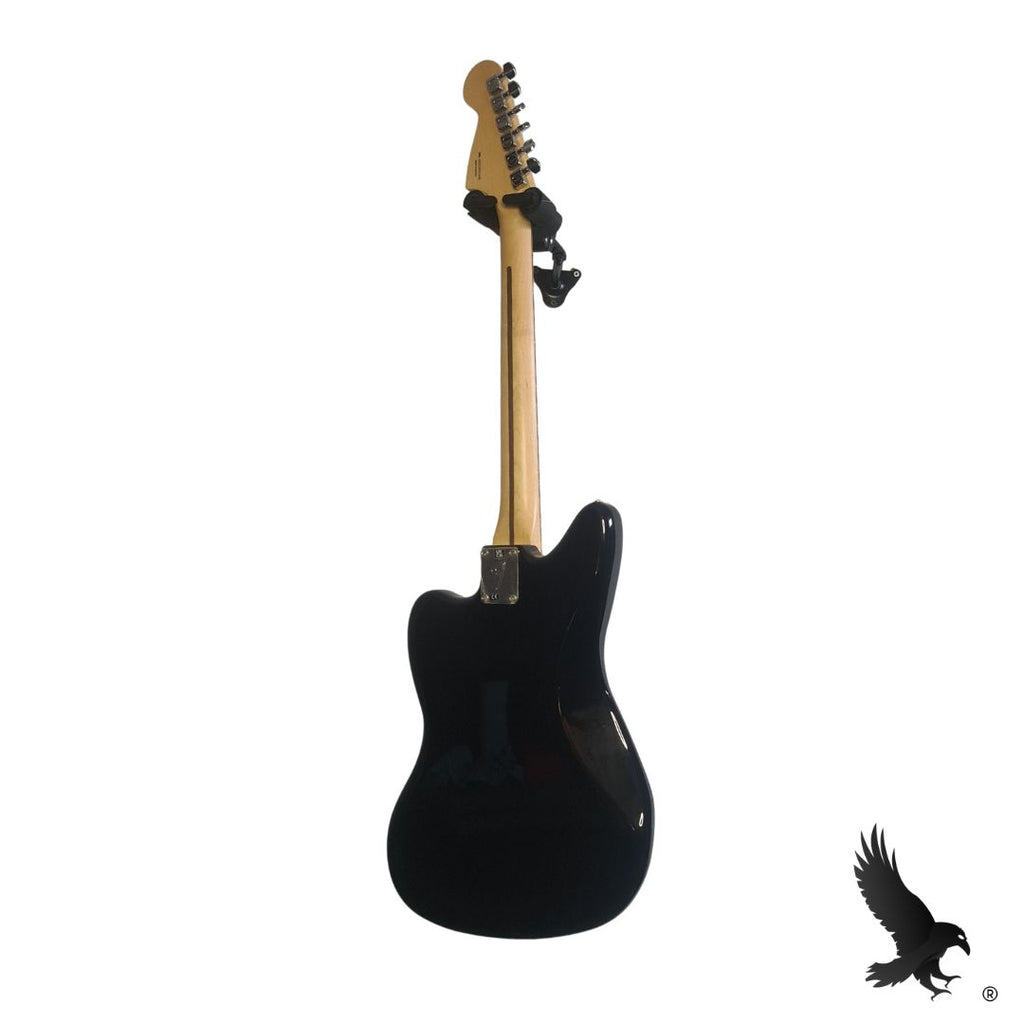 Fender Player Jaguar - Black with Pau Ferro Fingerboard (Usados Con Garantía)